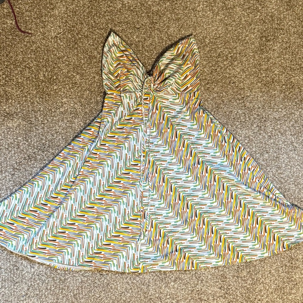 Aventura Strapless Dress with Colorful Chevron Pattern